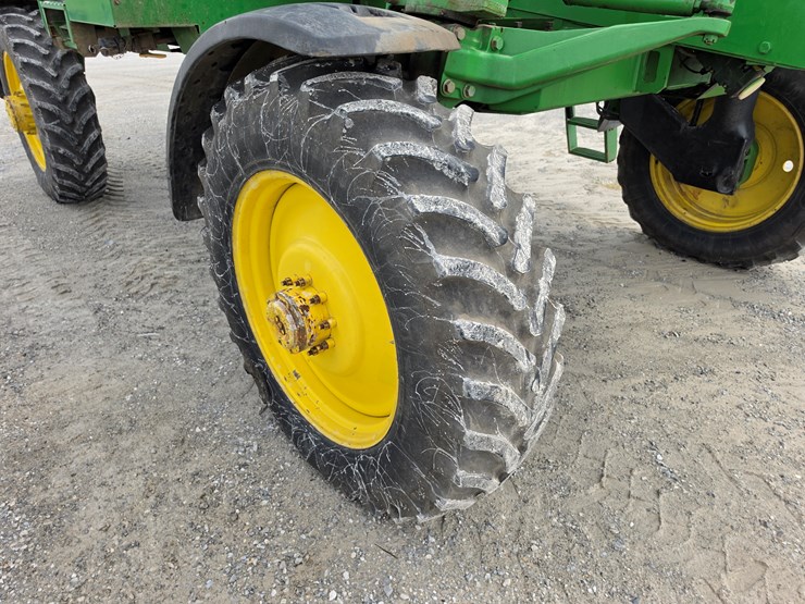 1998-john-deere-4700-image-22