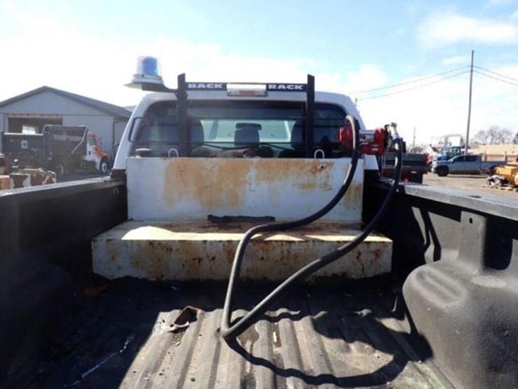 2016-ford-f350-xlt-image-34