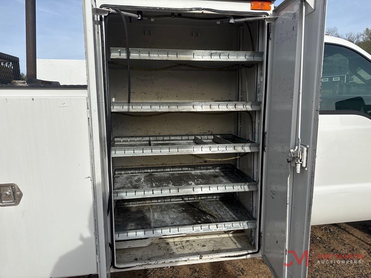 2014-ford-f450-image-22