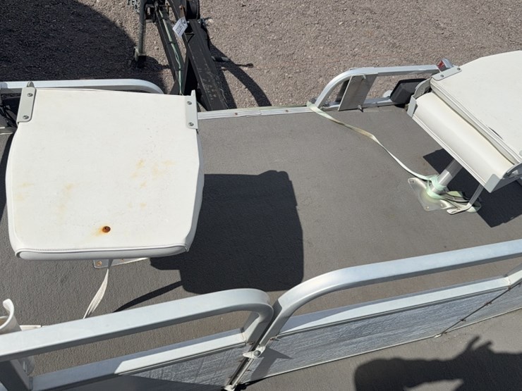 #4005-•-1984-20'-pontoon-boat-image-11