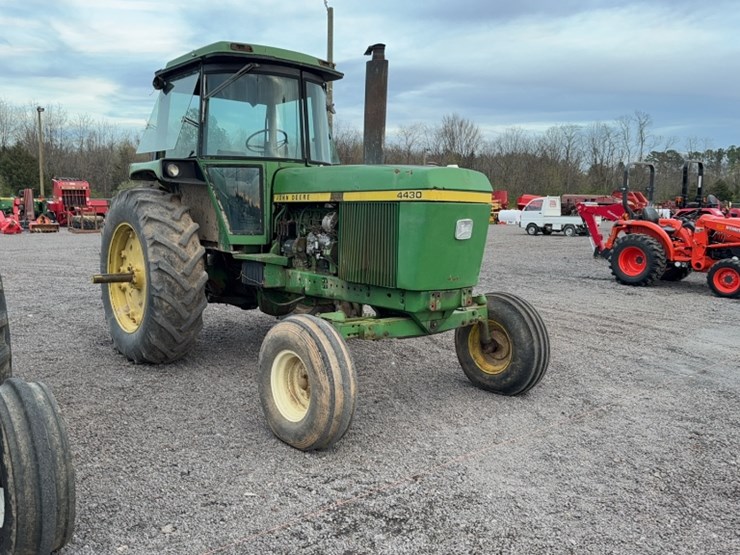 john-deere-4430-image-3