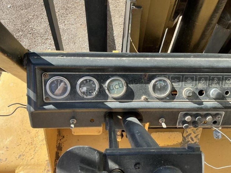 caterpillar-3208-image-18