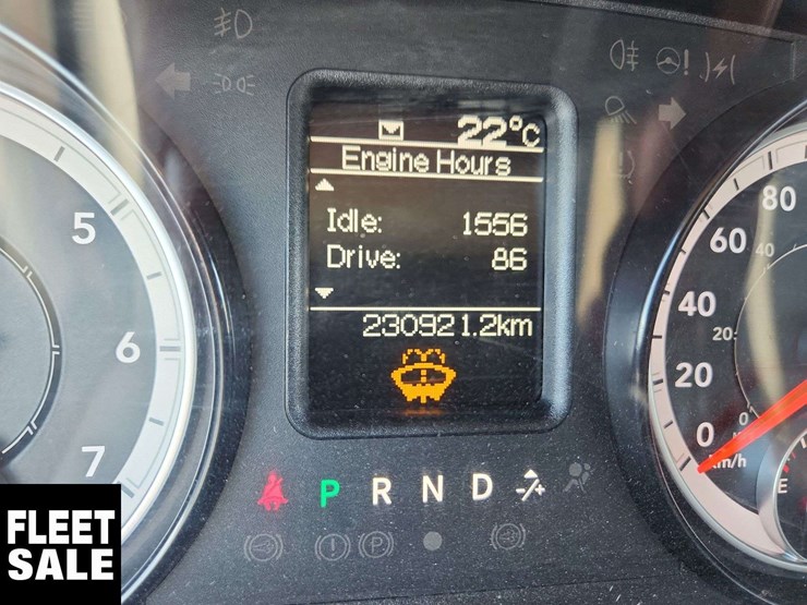 2019-ram-1500-classic-image-25