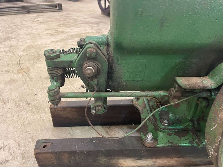 john-deere-11-image-18