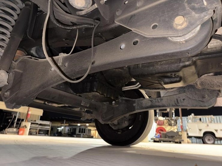 2014-ford-f450-image-24