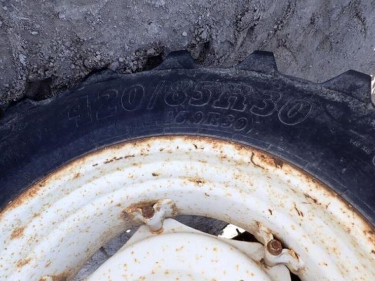 2014-new-holland-t4.75-image-48