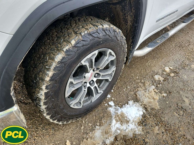 2020-gmc-sierra-1500-image-10