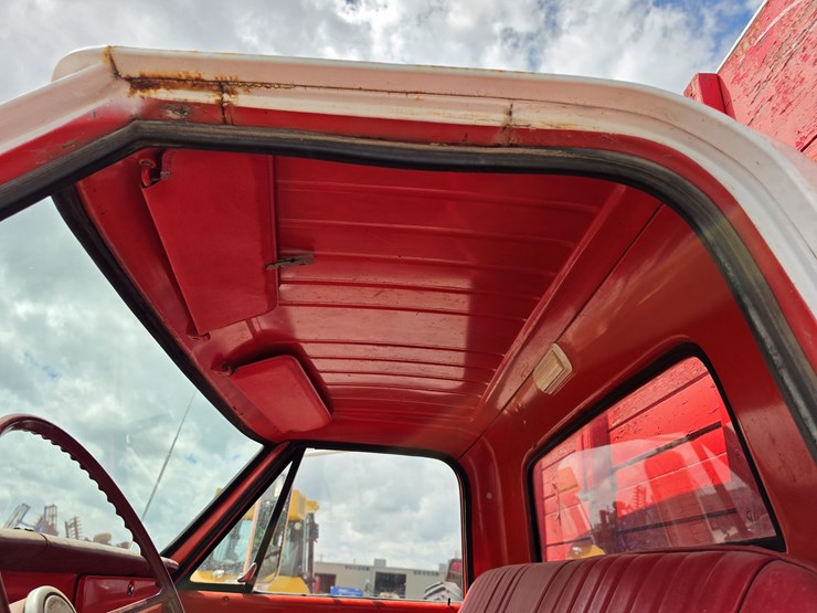 1972-chevrolet-c50-image-12