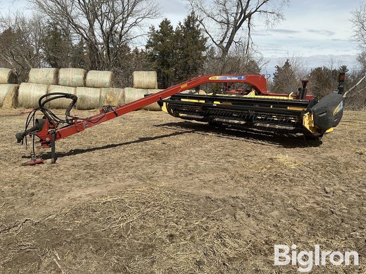 2012-new-holland-h7150-image-1