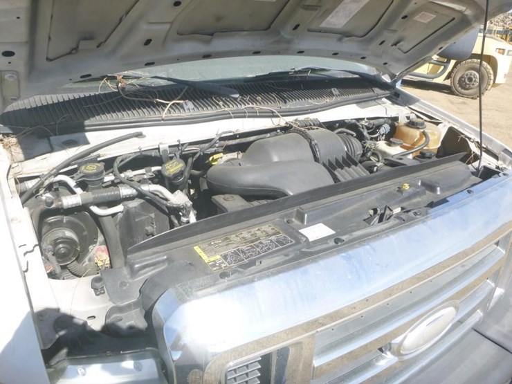2014-ford-e450-image-11
