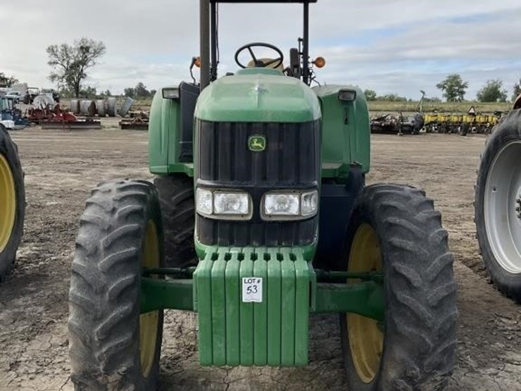 john-deere-7220-image-2