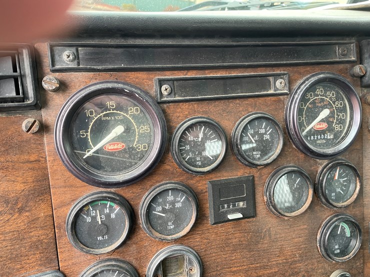 #244-•-1989-peterbilt-flatbed-truck-tractor-(has-mn-title)-(princeton,-mn)-image-12