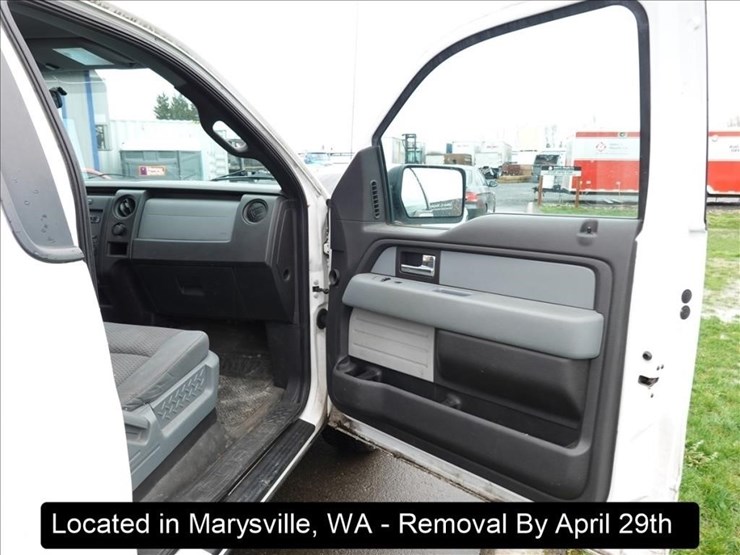 2014-ford-f150-xl-image-22