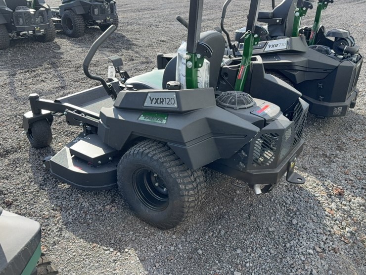 #4077-•-yakta-yxr-120-zero-turn-mower-image-11