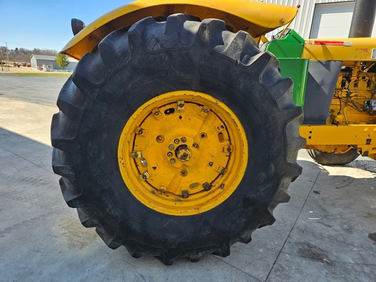 1967-john-deere-700-image-35