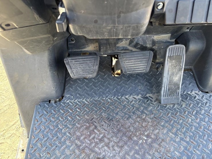 2007-nissan-mcp1f2a25lv-image-25