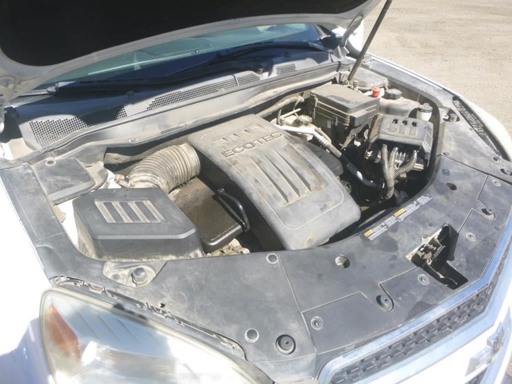 2015-chevrolet-equinox-image-11