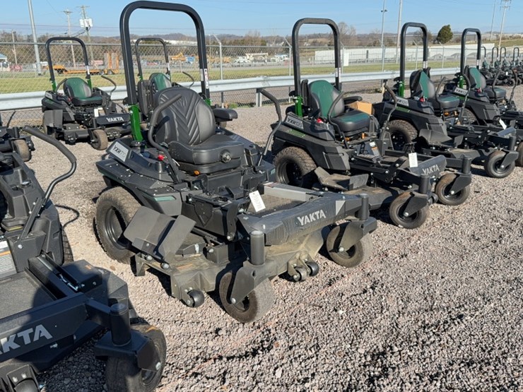 #4051-•-yakta-yxr-710-zero-turn-mower-image-3