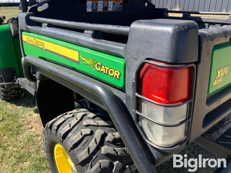 2011-john-deere-gator-image-18