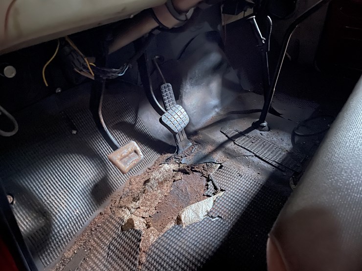 #210-•-1964-chevy-80-(howe)-fire-truck-(no-brakes)-(no-title)-(wakefield,-mi)-image-54