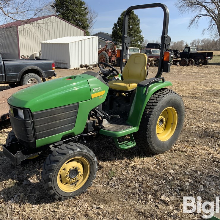 2004 JOHN DEERE 4310