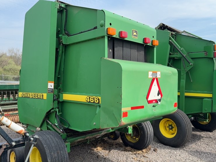 john-deere-466-image-6