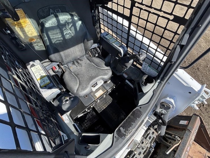 2020-bobcat-s550-image-20
