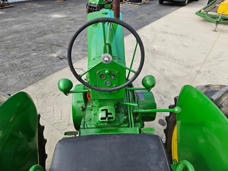 1955-john-deere-70-image-23