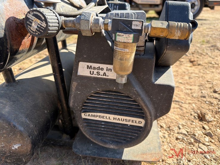 campbell-hausfeldprofessional-electric-4-gallon-air-compressor-image-6