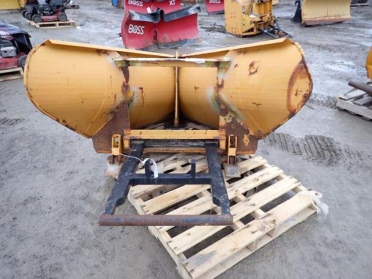 trackless-v3-v-plow-image-5