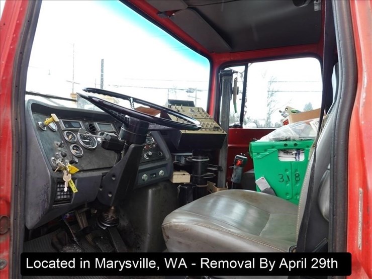 1991-ford-l9000-image-20