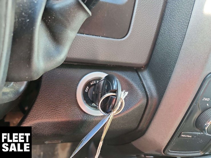 2019-ram-1500-classic-image-25