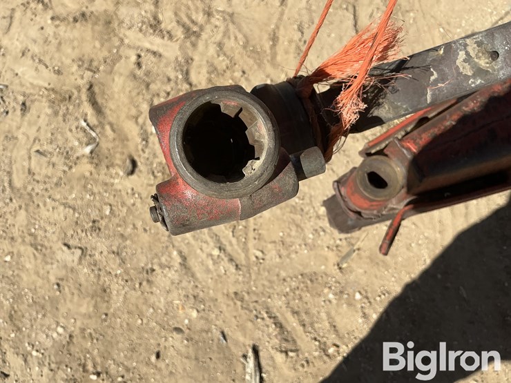 new-holland-1032-image-11