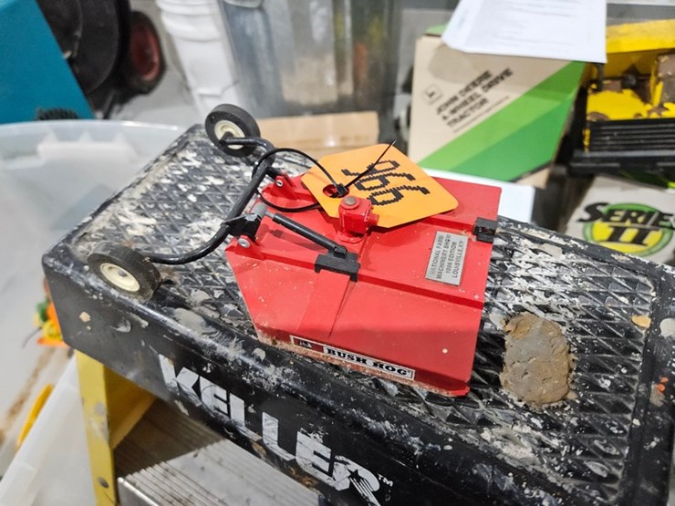 #996-•-bush-hog-toy-metal-mower-image-4