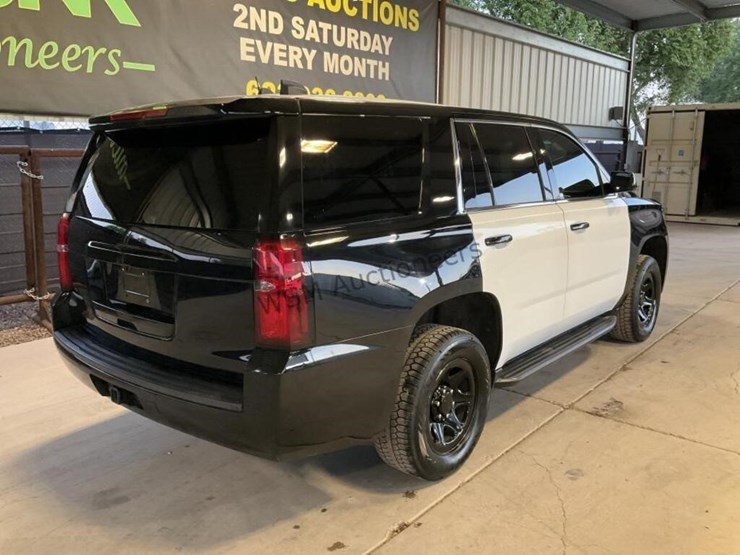 2019-chevrolet-tahoe-image-7