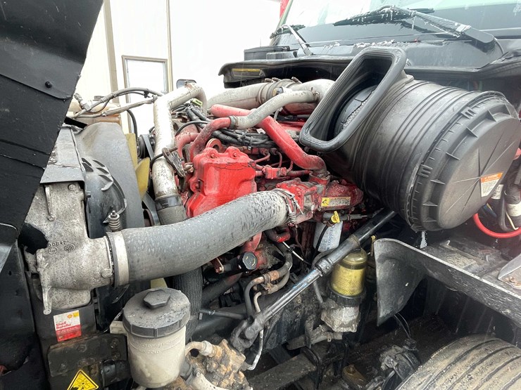 #234-•-2016-international-semi-tractor-(has-wi-title)-(denmark,-wi)-image-53