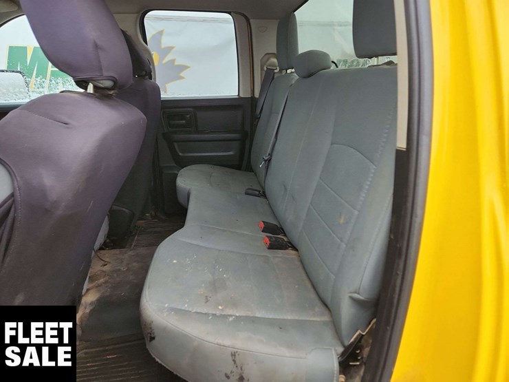 2019-ram-1500-classic-image-15