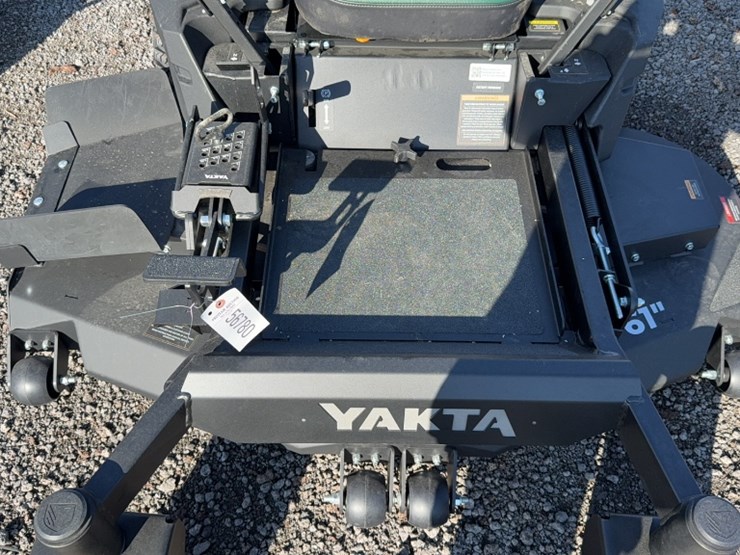 #4052-•-yakta-yxr-120-zero-turn-mower-image-5