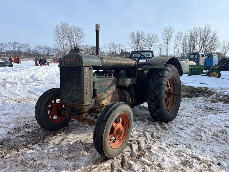 1935-fordson-image-1