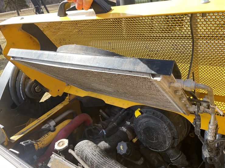 #372-•-2015-new-holland-l225-skid-steer-(scandia,-mn)-image-42