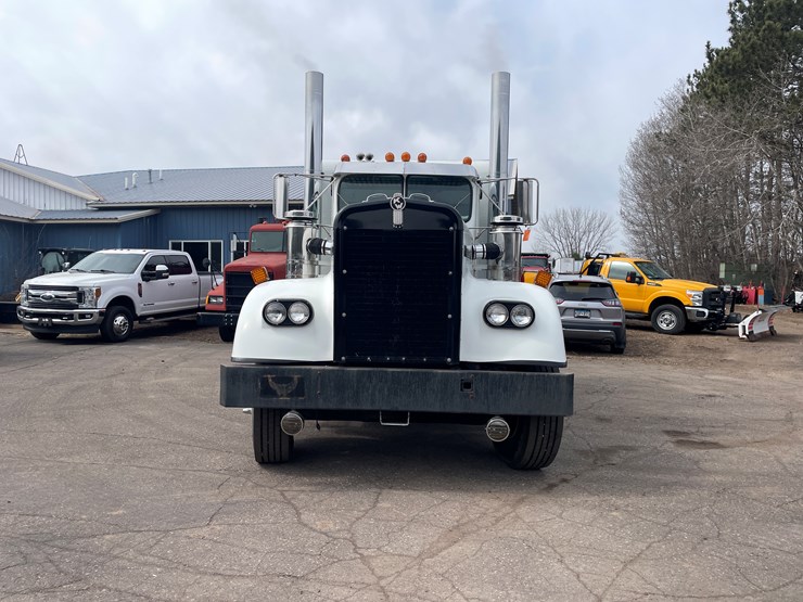 #246-•-1961-kenworth-truck-tractor-(has-nd-title)-(mora,-mn)-image-3