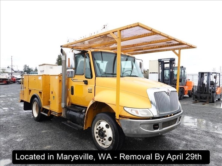 2002-international-durastar-4400-image-21