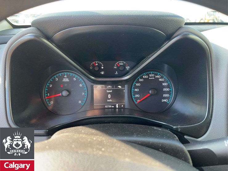 2018-chevrolet-colorado-image-16