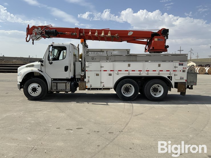 2014-freightliner-m2-106-image-16