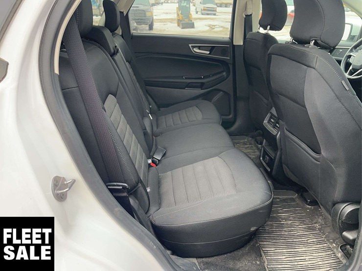 2019-ford-edge-sel-image-21