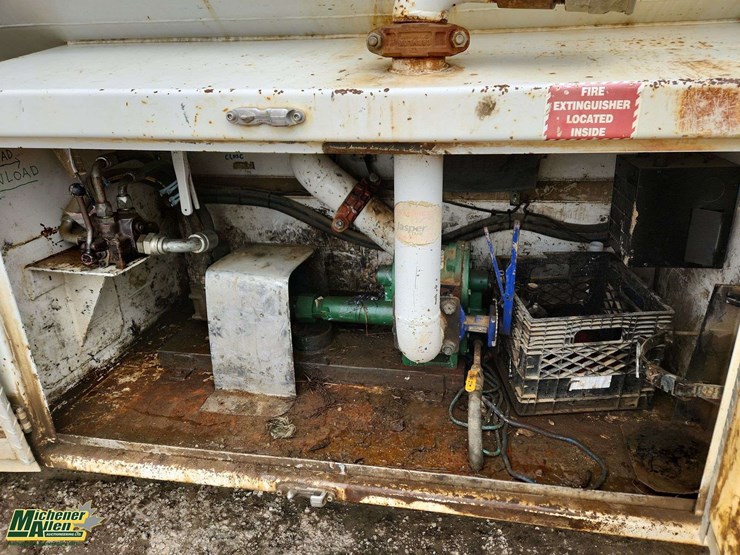 2008-peterbilt-340-image-17