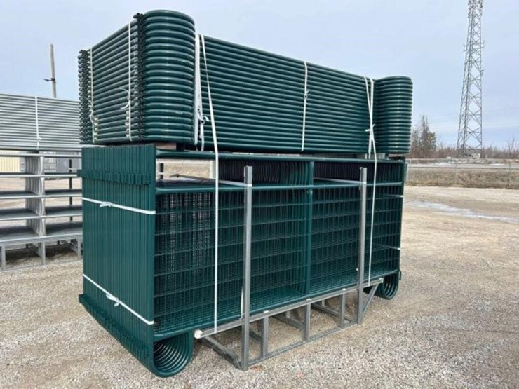 qty-of-(56)-10-ft-powder-coated-sheep-corral-panel-image-3