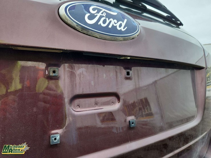 2010-ford-edge-sel-image-35