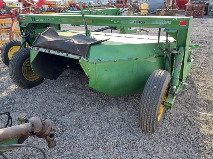 john-deere-1326-image-5