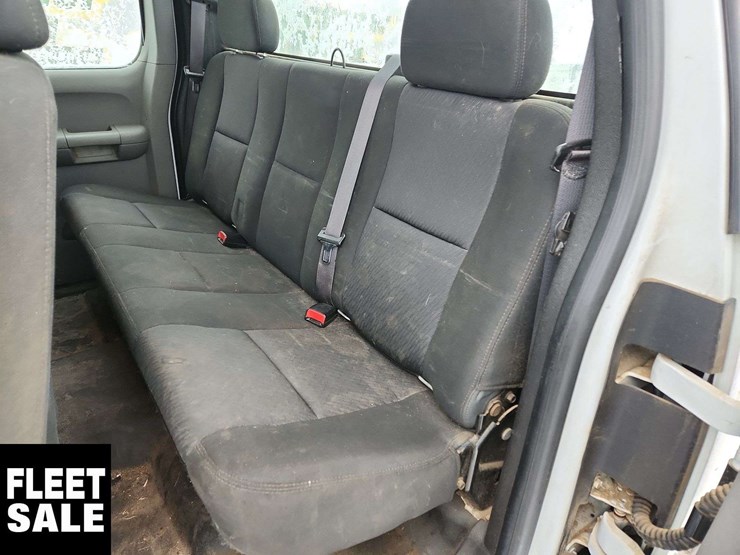 2013-chevrolet-silverado-1500-image-15